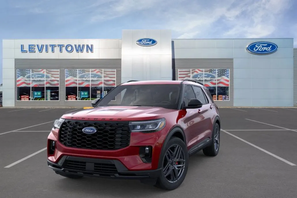 2025 Ford Explorer ST-Line photo 1