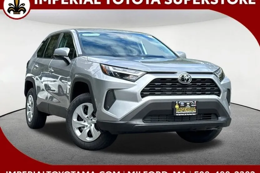 2025 Toyota RAV4 LE photo 1