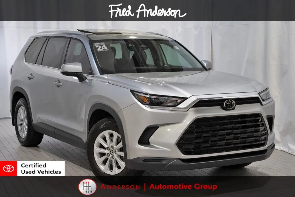 2024 Toyota Grand Highlander XLE photo 1