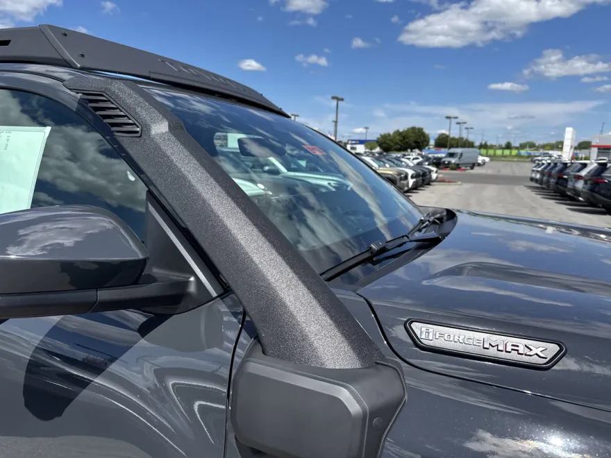 2025 Toyota Tacoma Trailhunter photo 1