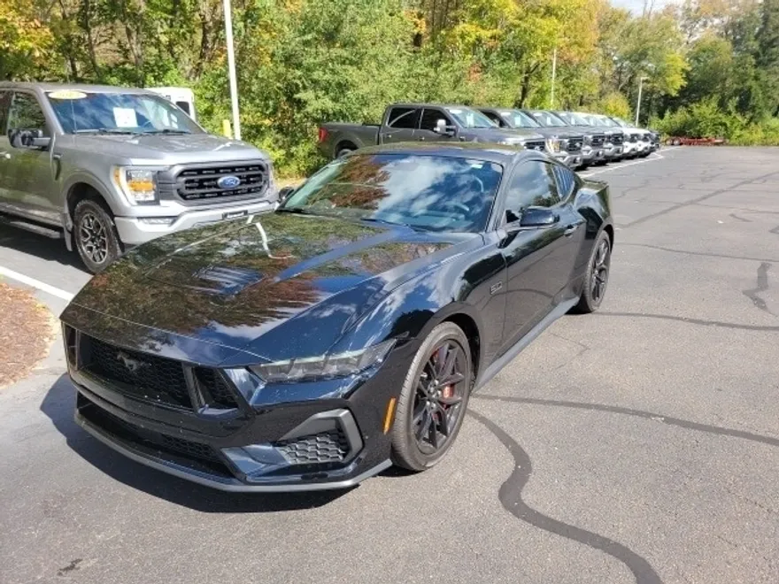 2024 Ford Mustang GT Premium photo 1