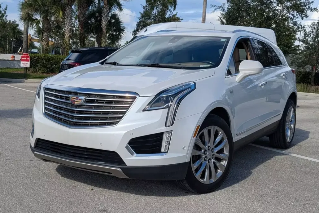 2018 Cadillac XT5 Platinum photo 1
