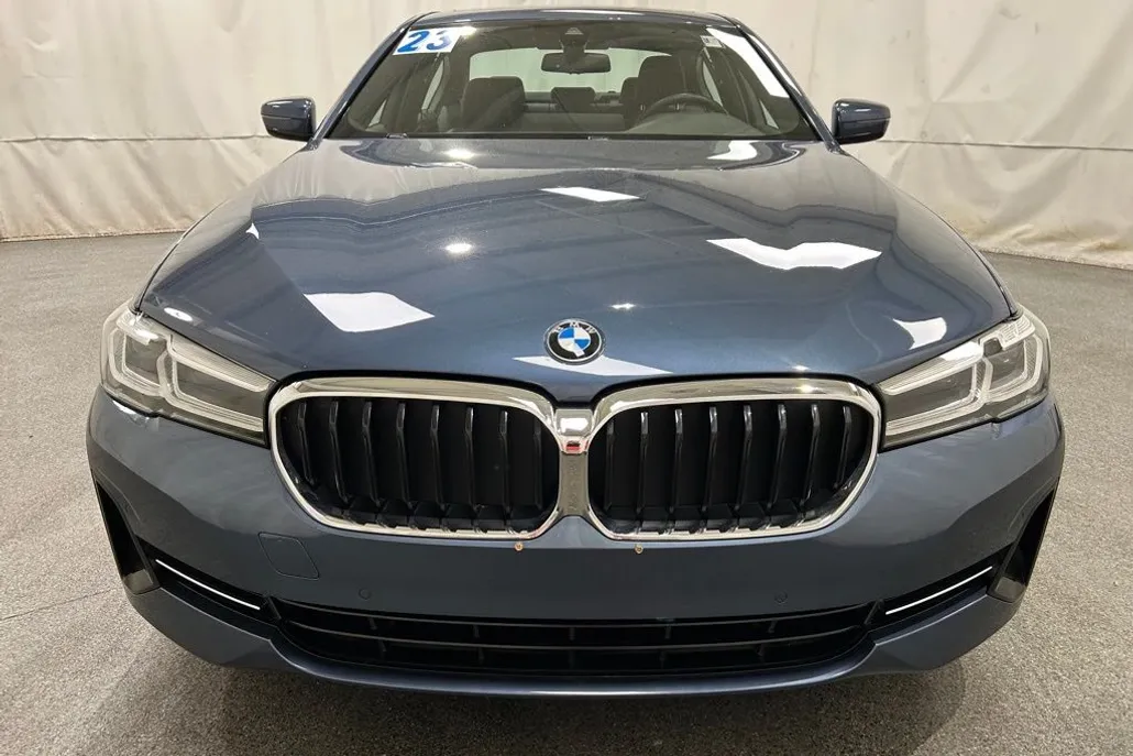 2023 Bmw 530i photo 1