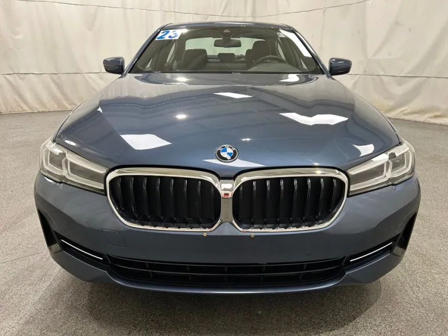 2023 Bmw 530i photo 1