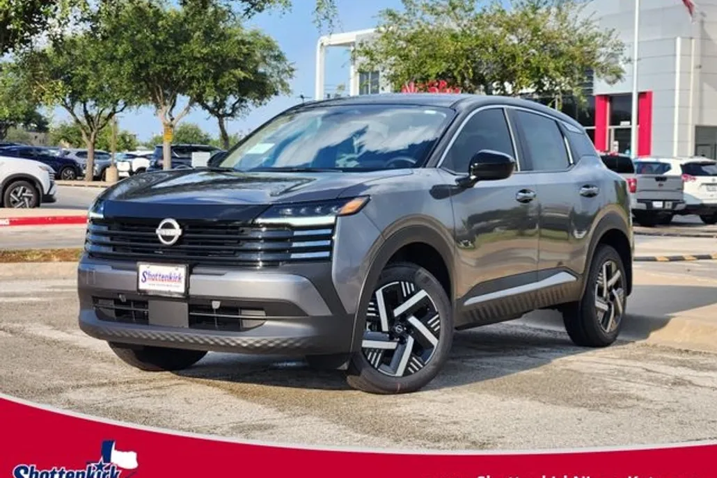 2025 Nissan Kicks SV photo 1