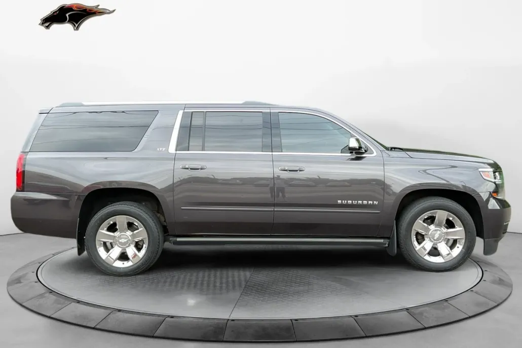 2015 Chevrolet Suburban 1500 LTZ photo 1