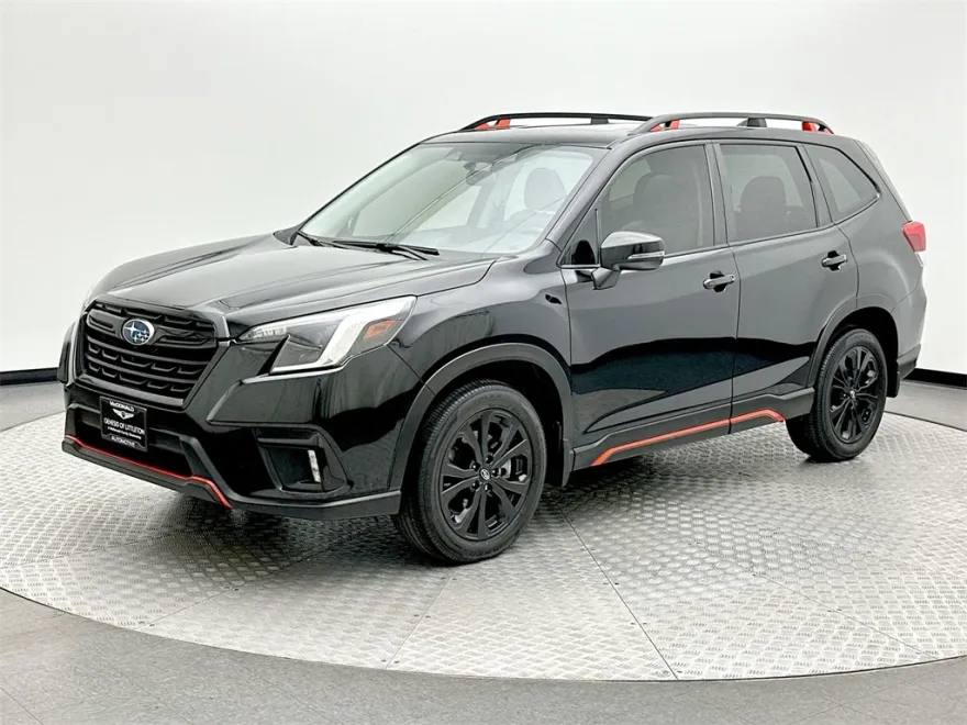 2022 Subaru Forester Sport photo 1