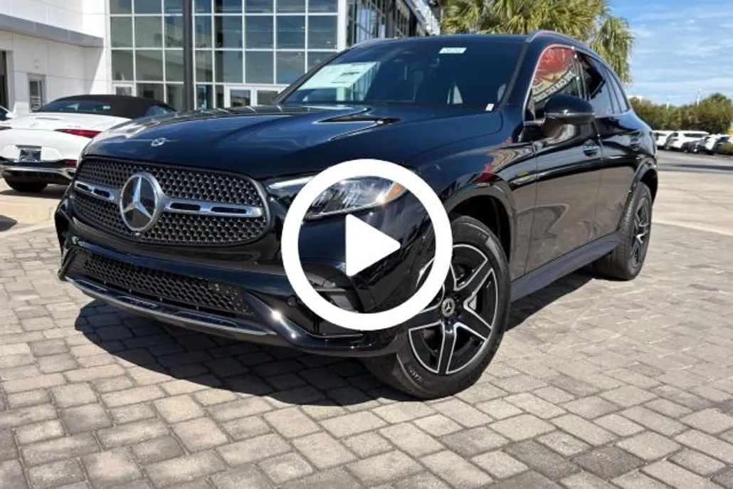 2026 Mercedes Benz GLC 300 AMG photo 1