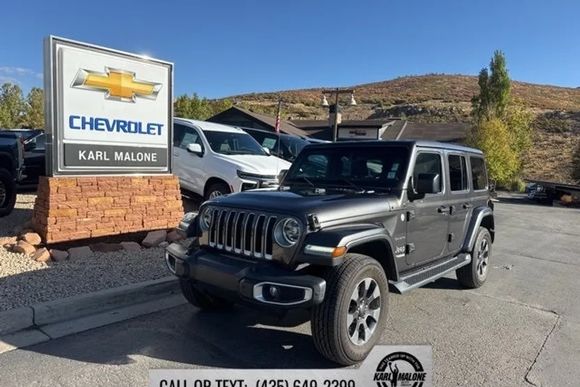 2018 Jeep Wrangler Unlimited Sahara photo 1
