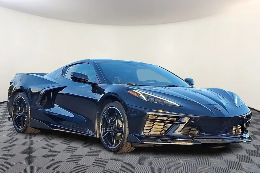 2024 Chevrolet Corvette Stingray 2LT photo 1