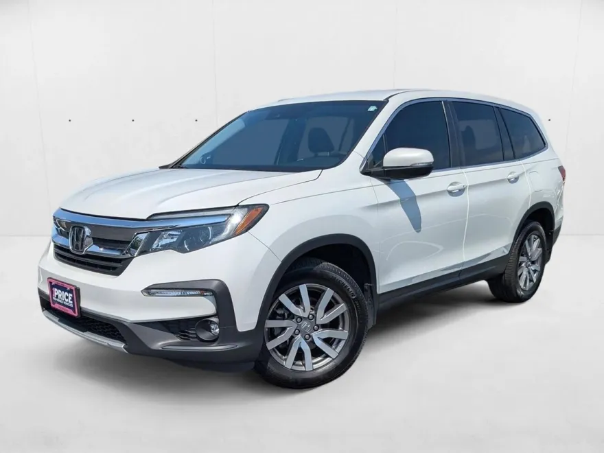 2020 Honda Pilot EX photo 1