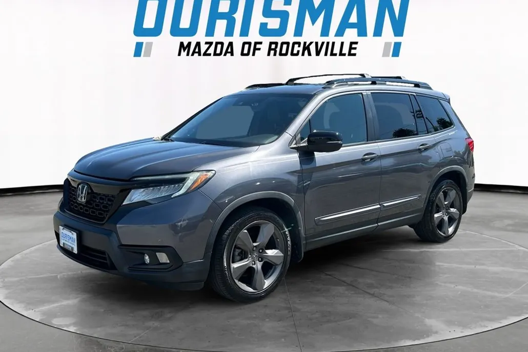 2019 Honda Passport Touring photo 1