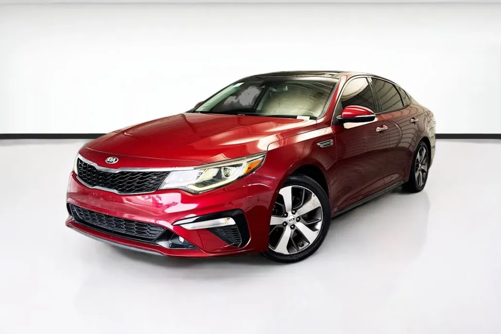 2019 Kia Optima S photo 1