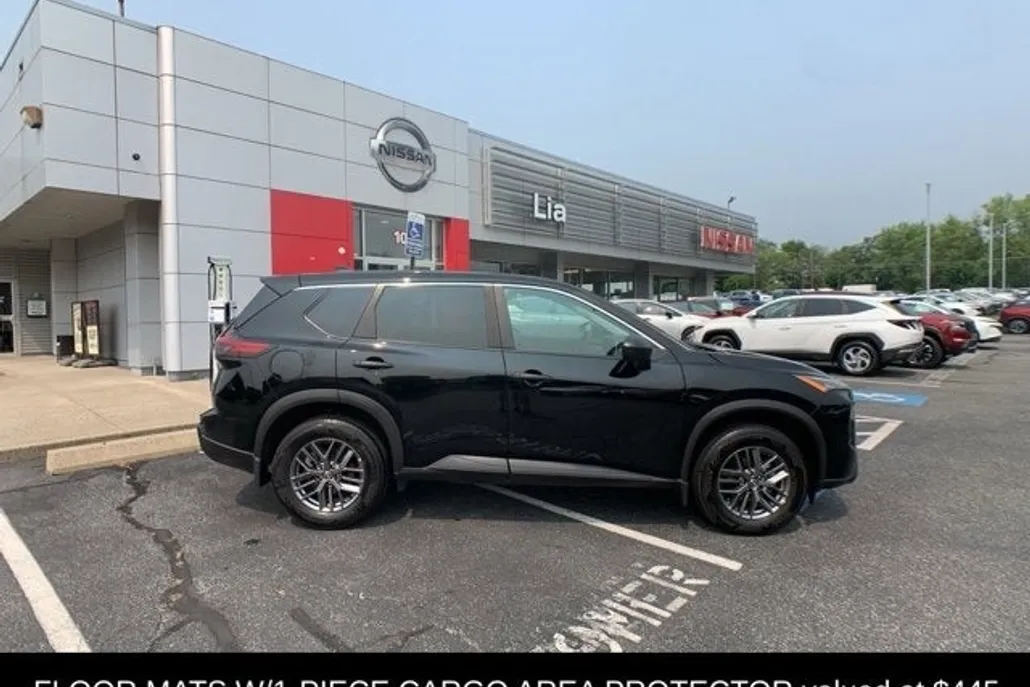 2024 Nissan Rogue S photo 1
