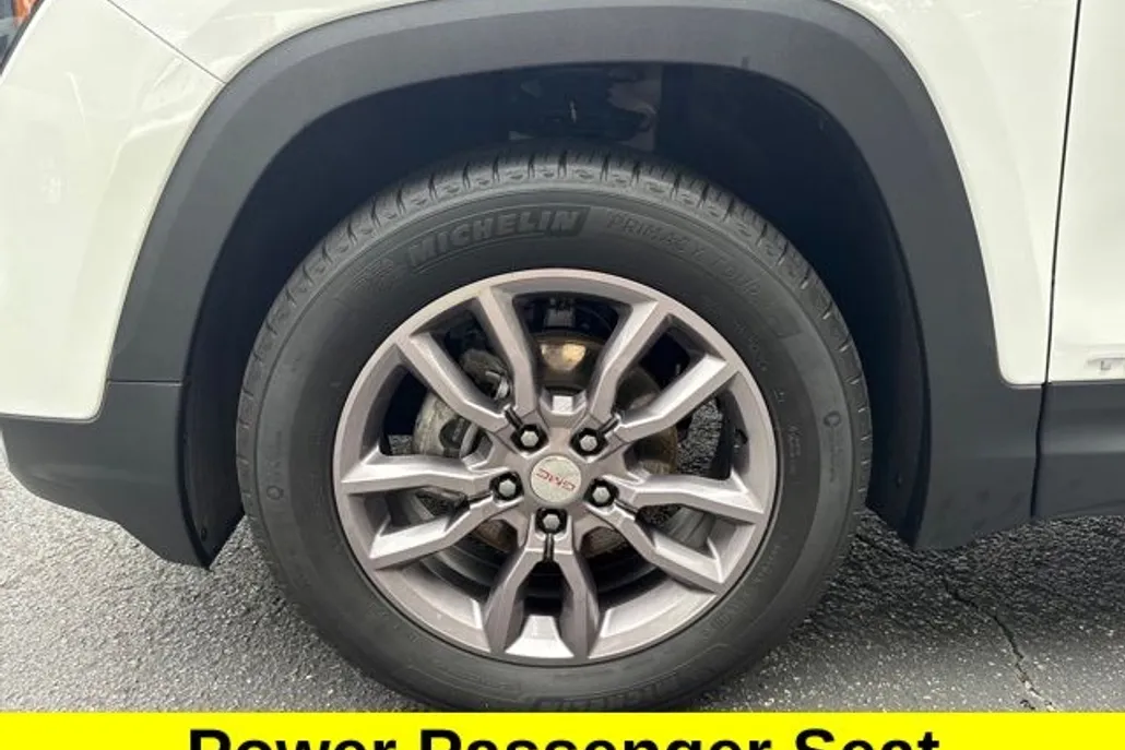 2024 Gmc Terrain SLT photo 1