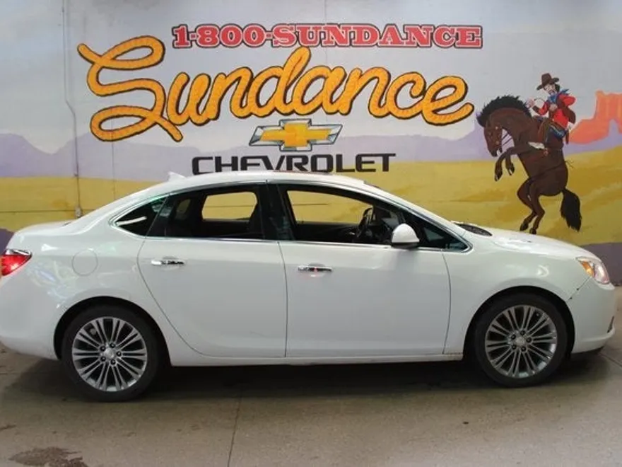 2014 Buick Verano Leather photo 1