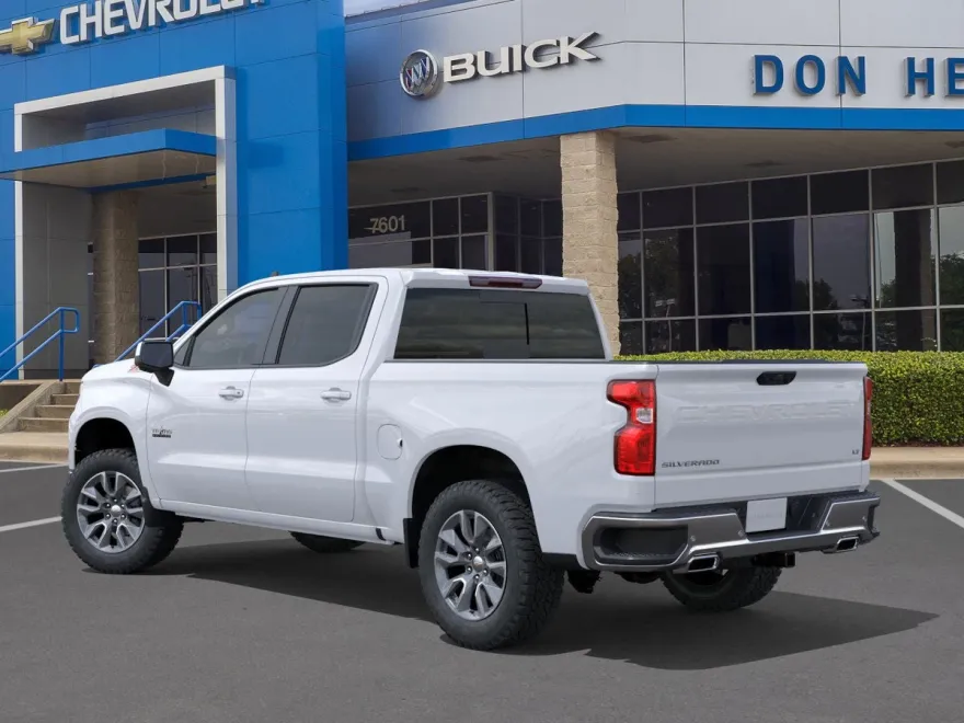 2026 Chevrolet Silverado 1500 LT photo 1