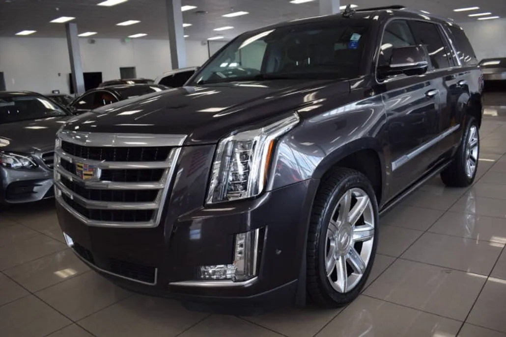 2018 Cadillac Escalade Premium Luxury photo 1