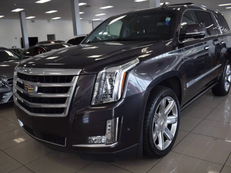 2018 Cadillac Escalade Premium Luxury photo 1