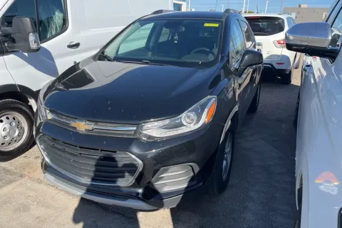 2019 Chevrolet Trax LT photo 2