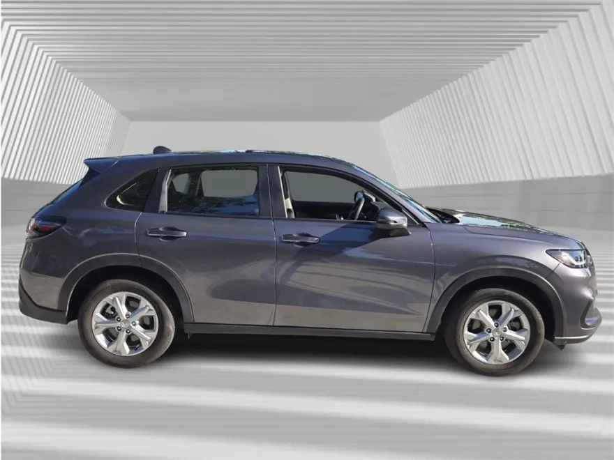 2025 Honda HR-V LX photo 1
