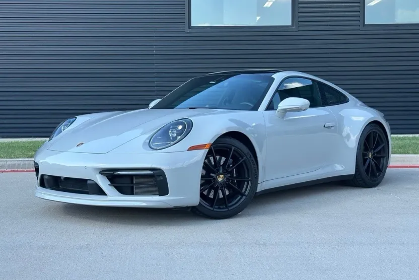 2024 Porsche 911 4S 4 GTS photo 1