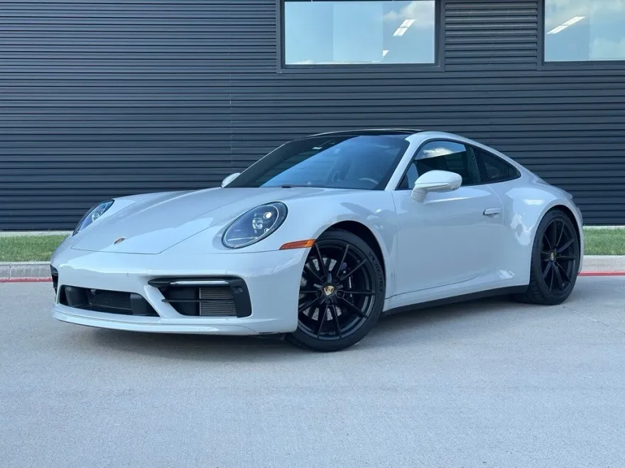2024 Porsche 911 4S 4 GTS photo 1