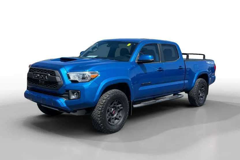 2018 Toyota Tacoma SR5 photo 1