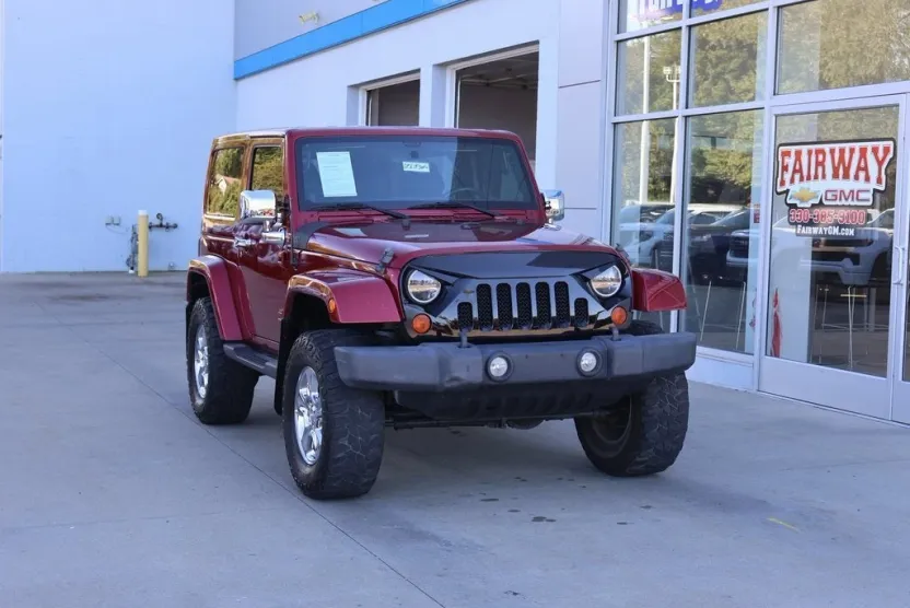 2011 Jeep Wrangler Unlimited Sahara photo 1