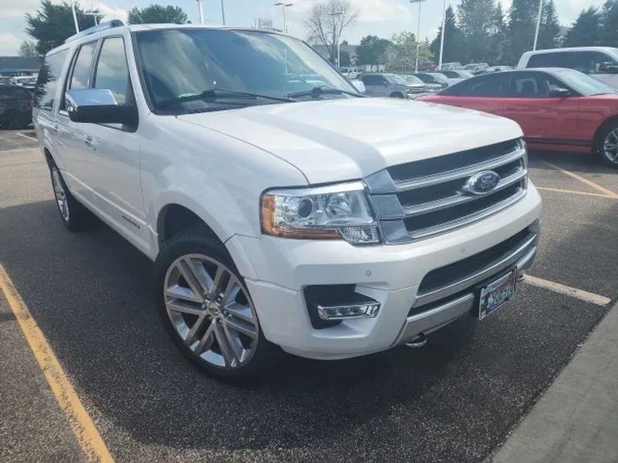 2015 Ford Expedition EL Platinum photo 1