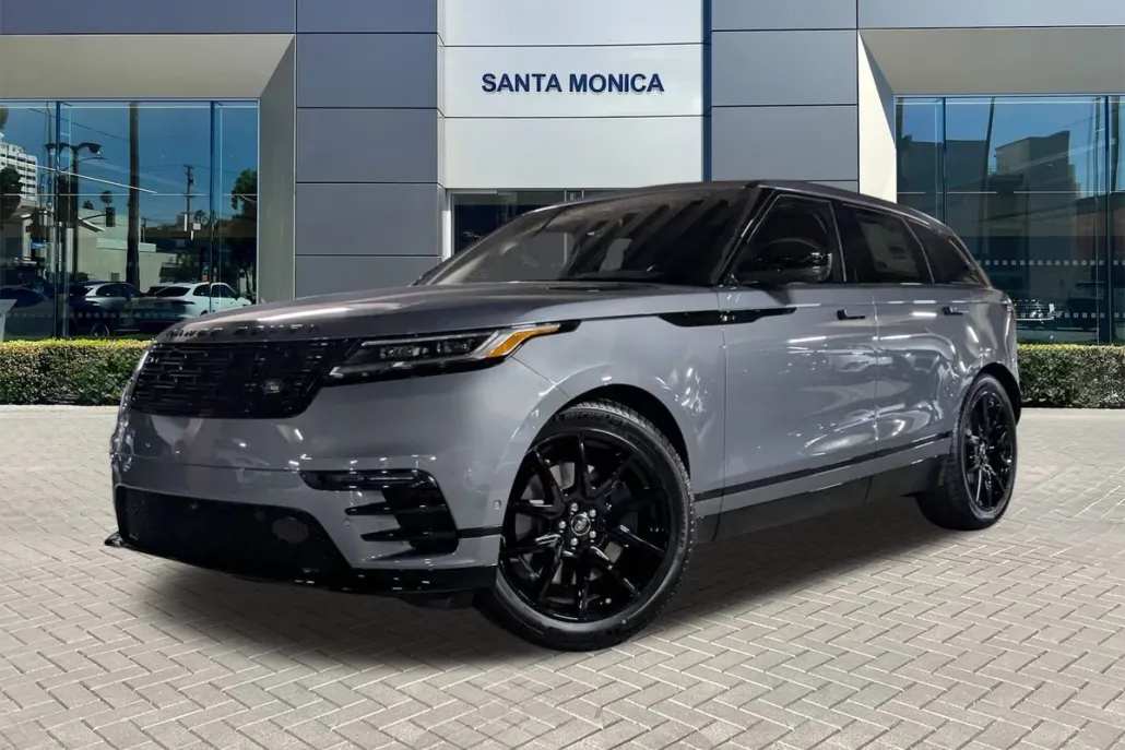2026 Land Rover Range Rover Velar SE photo 1