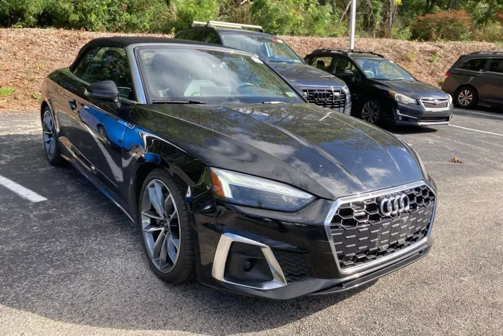 2023 Audi A5 45 S line Premium Cabriolet photo 1