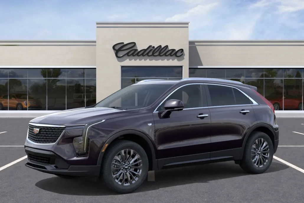 2025 Cadillac XT4 Premium Luxury photo 1