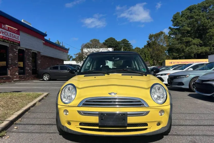 2005 Mini Cooper photo 1