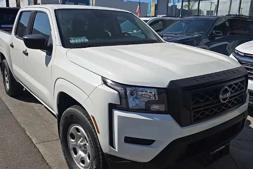 2022 Nissan Frontier S photo 1