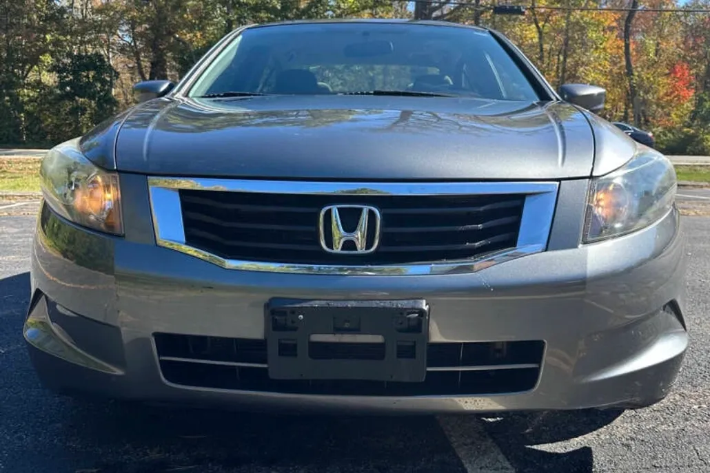 2009 Honda Accord LX photo 1