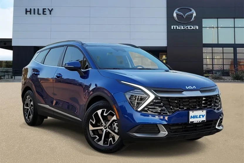 2025 Kia Sportage EX photo 1