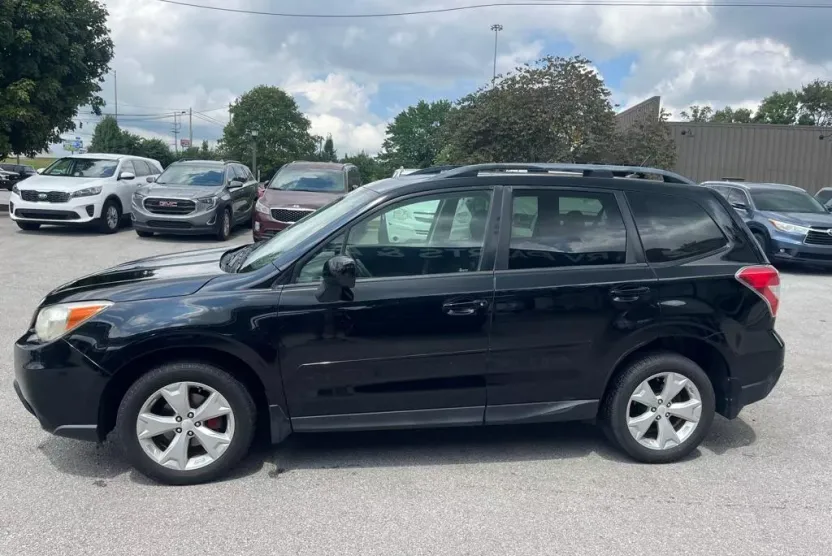 2014 Subaru Forester 2.5i Premium photo 1