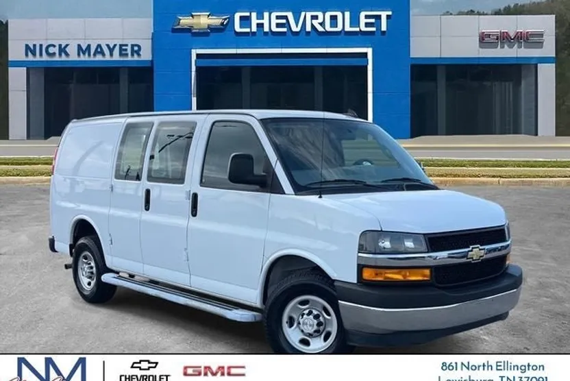 2023 Chevrolet Express Cargo 2500 photo 1