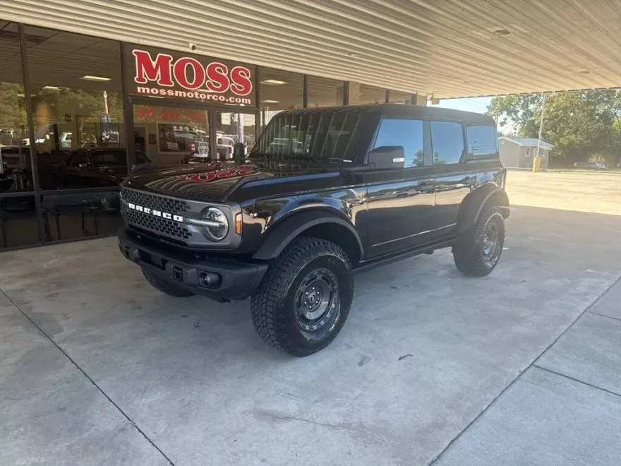 2025 Ford Bronco Badlands photo 1