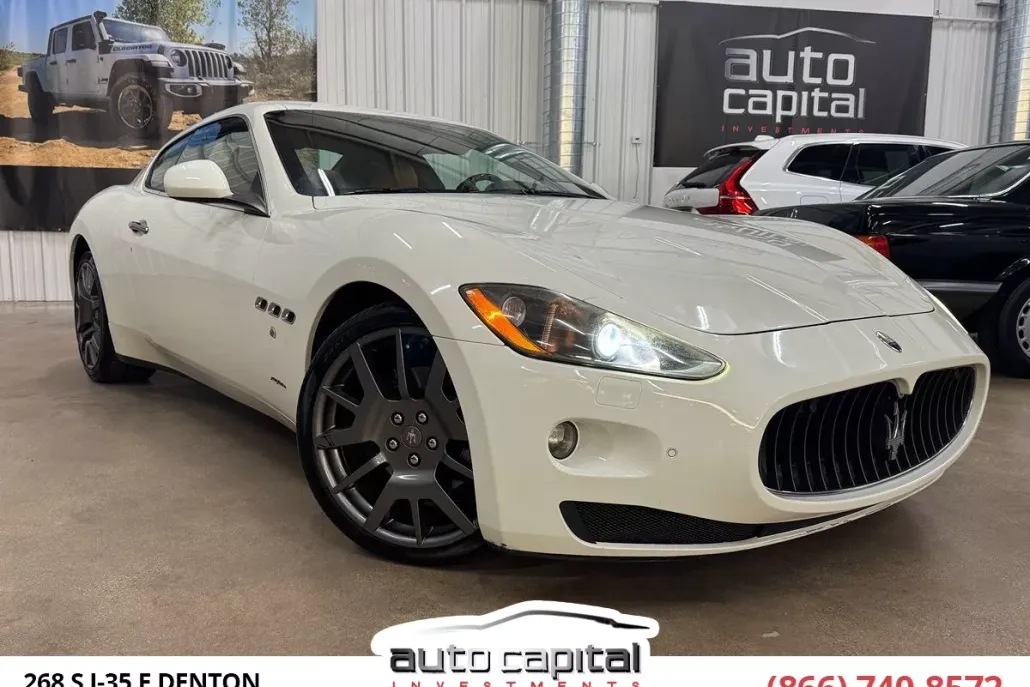 2010 Maserati Granturismo S Automatic photo 1