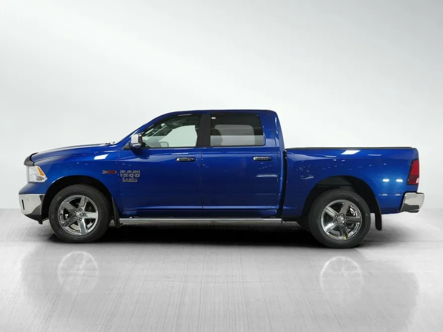 2017 Ram 1500 SLT photo 1