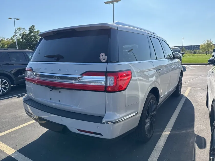 2021 Lincoln Navigator Reserve photo 1
