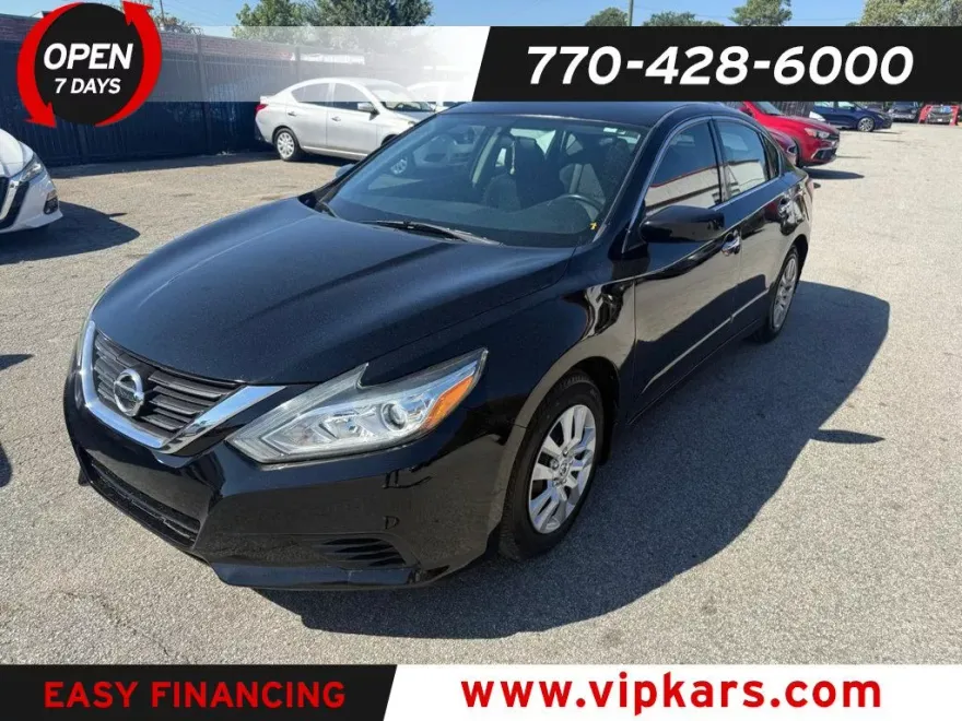 2017 Nissan Altima 2.5 SV photo 1