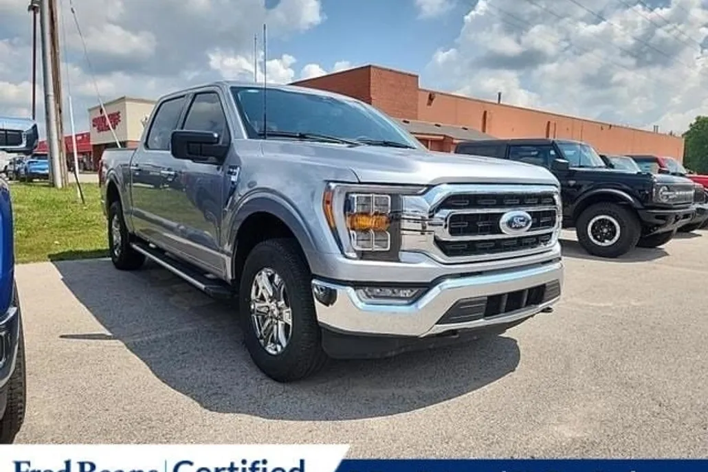 2023 Ford F-150 XLT photo 1