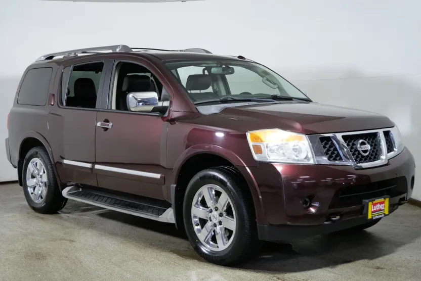 2013 Nissan Armada Platinum photo 1