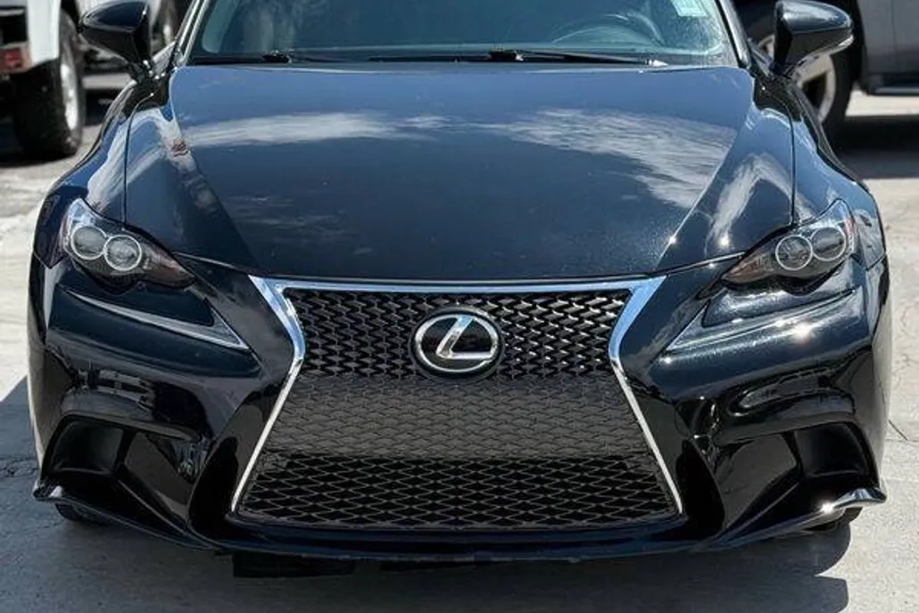 2014 Lexus IS 250 photo 1