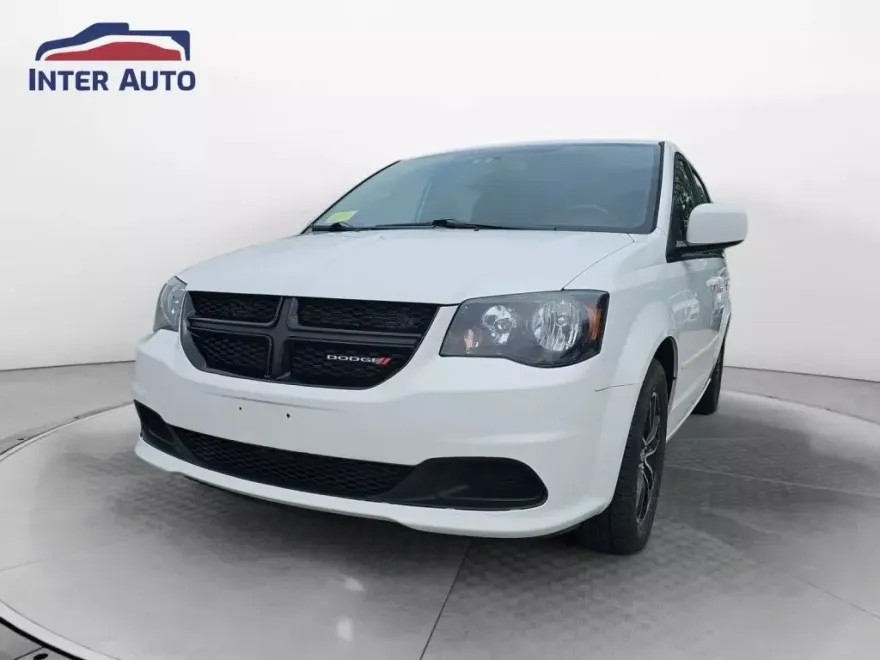 2015 Dodge Grand Caravan SE Plus photo 1