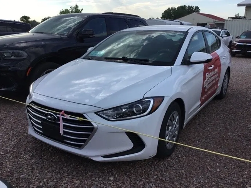 2018 Hyundai Elantra SE photo 1