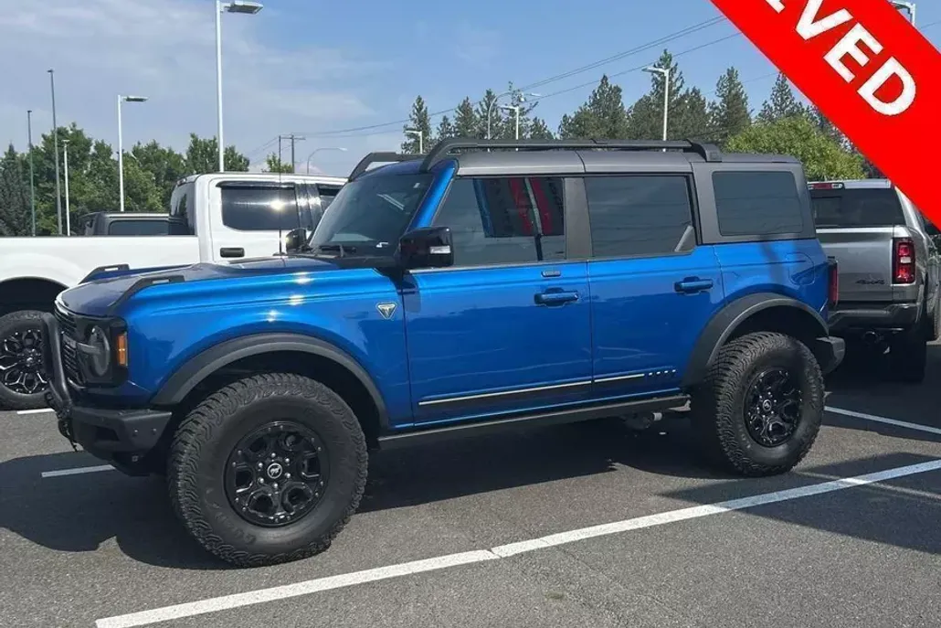 2021 Ford Bronco First Edition photo 1